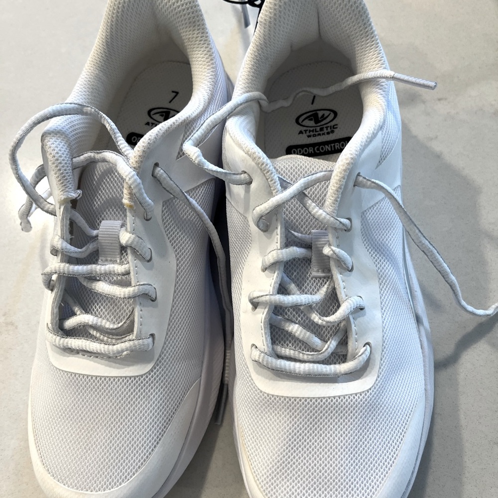 Athletic Works Women's Lifestyle Mesh Jogger Sneakers w/ Memory Foam Sz 7 - Picture 8 of 9